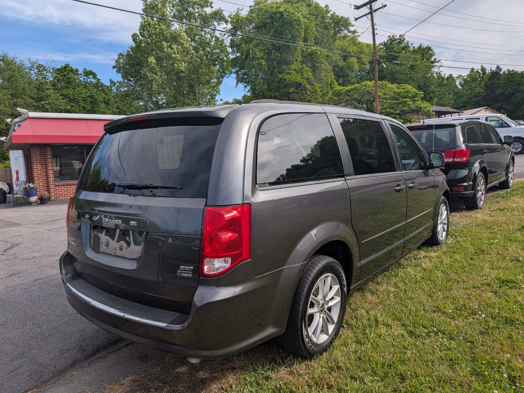 2015 Dodge Grand Caravan Image 4