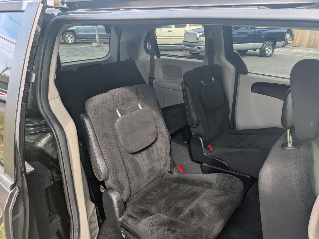 2015 Dodge Grand Caravan Image 8