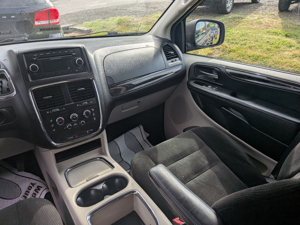 2015 Dodge Grand Caravan Image 20
