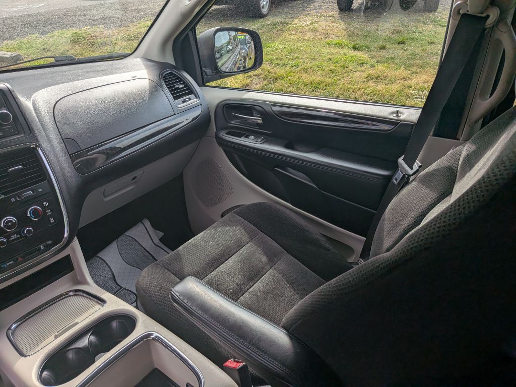 2015 Dodge Grand Caravan Image 21