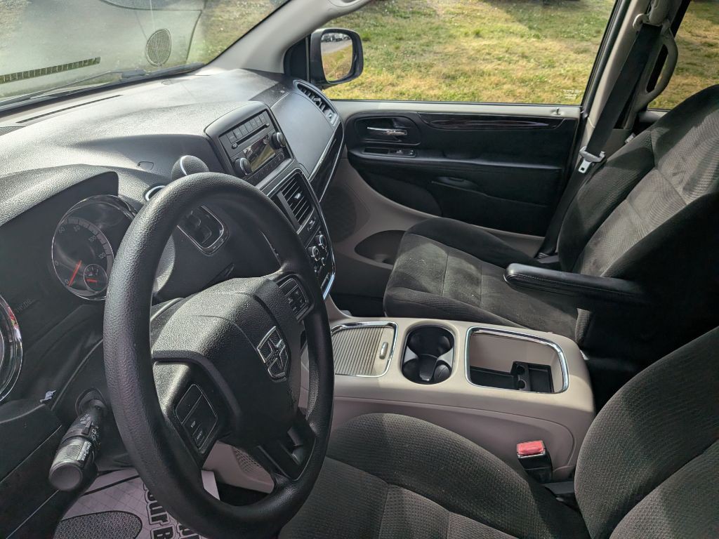 2015 Dodge Grand Caravan Image 24