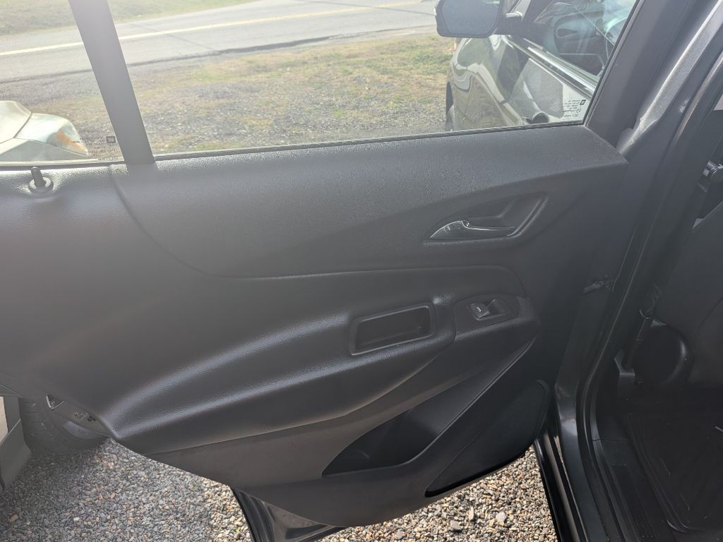 2018 Chevrolet Equinox Image 17