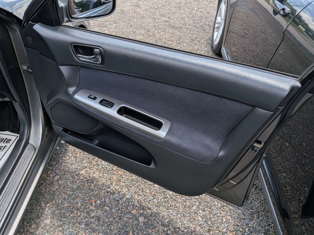 2005 Toyota Camry Image 8