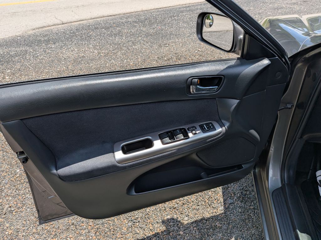 2005 Toyota Camry Image 13