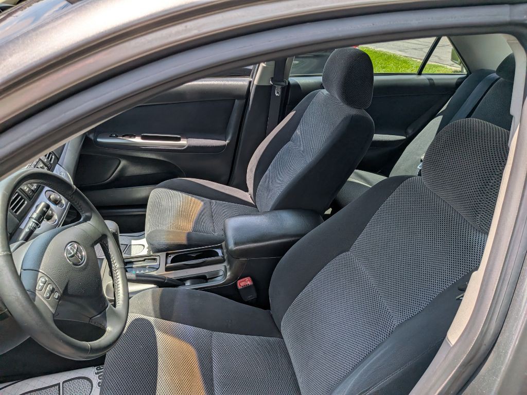 2005 Toyota Camry Image 15