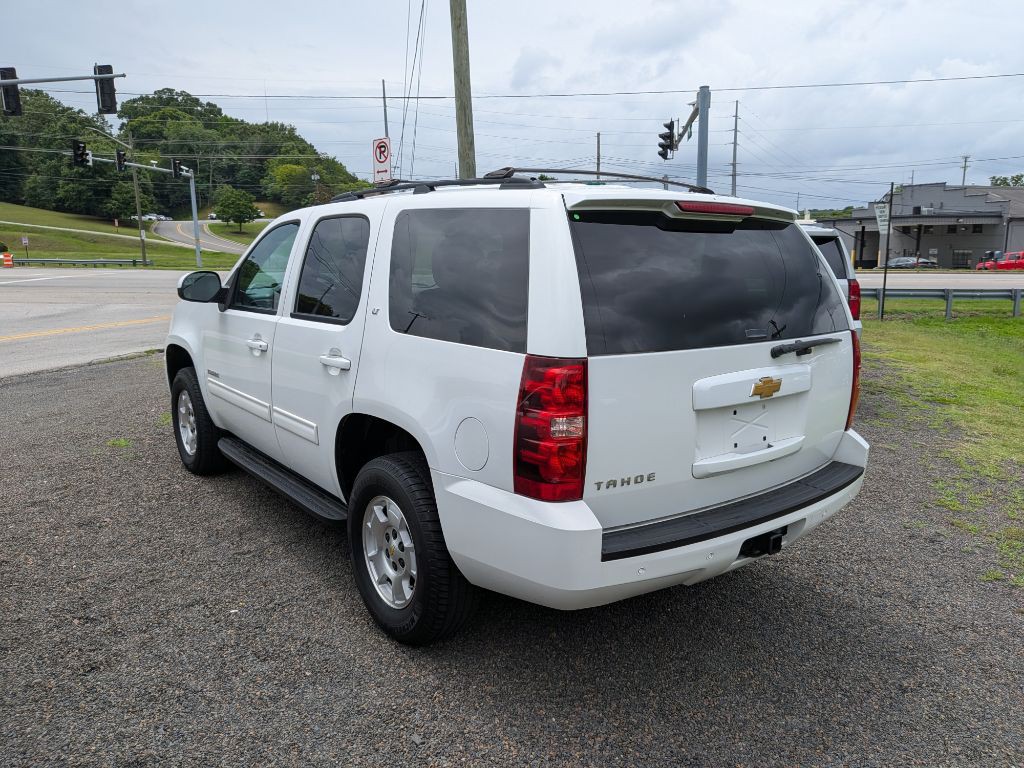 2013 Chevrolet Tahoe Image 2