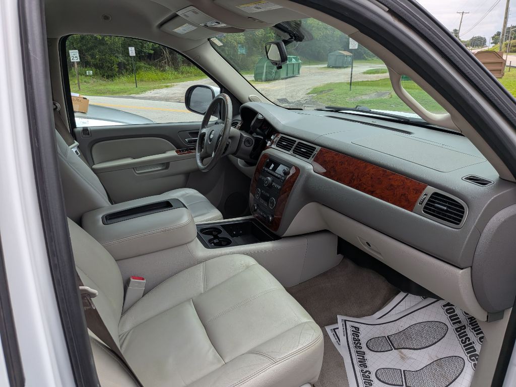 2013 Chevrolet Tahoe Image 9