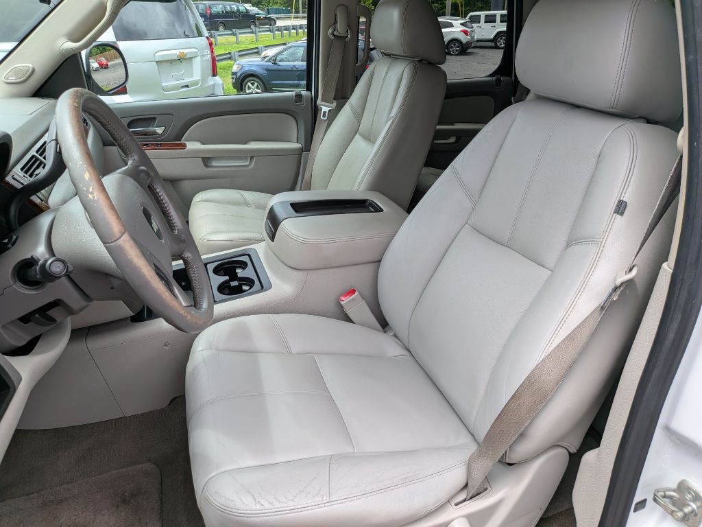 2013 Chevrolet Tahoe Image 19