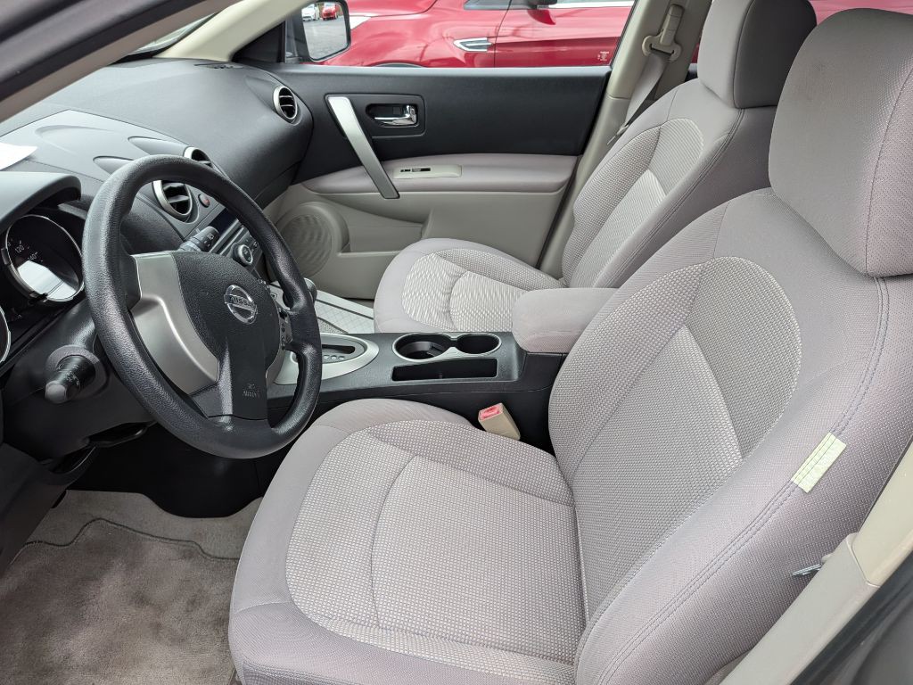 2010 Nissan Rogue Image 17