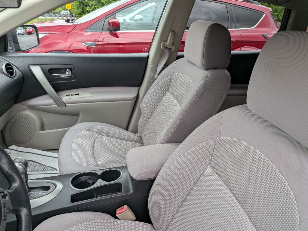 2010 Nissan Rogue Image 19