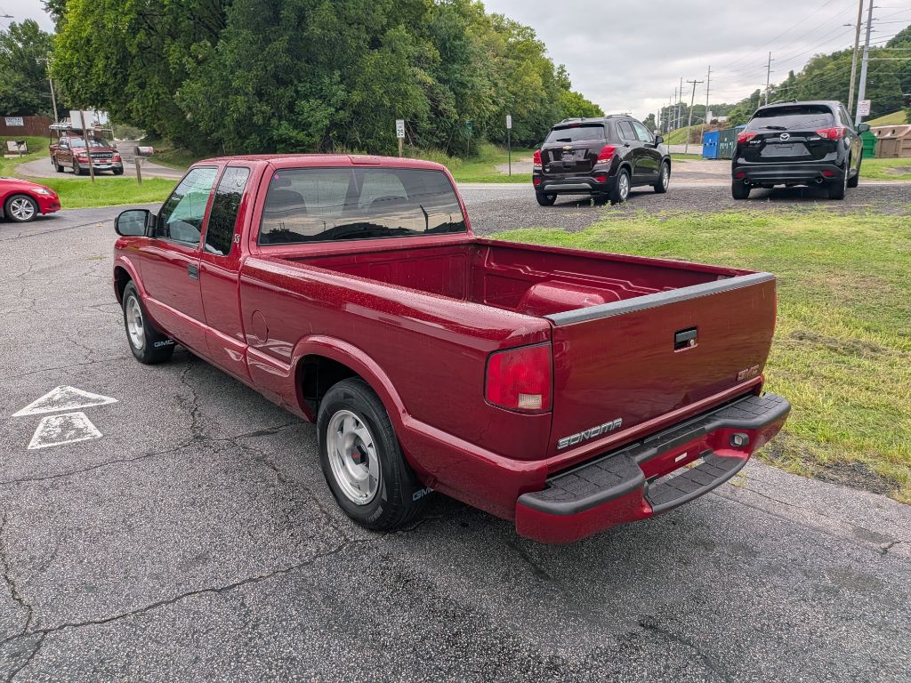 2000 GMC Sonoma Image 3