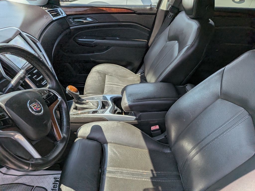 2013 Cadillac SRX Image 15