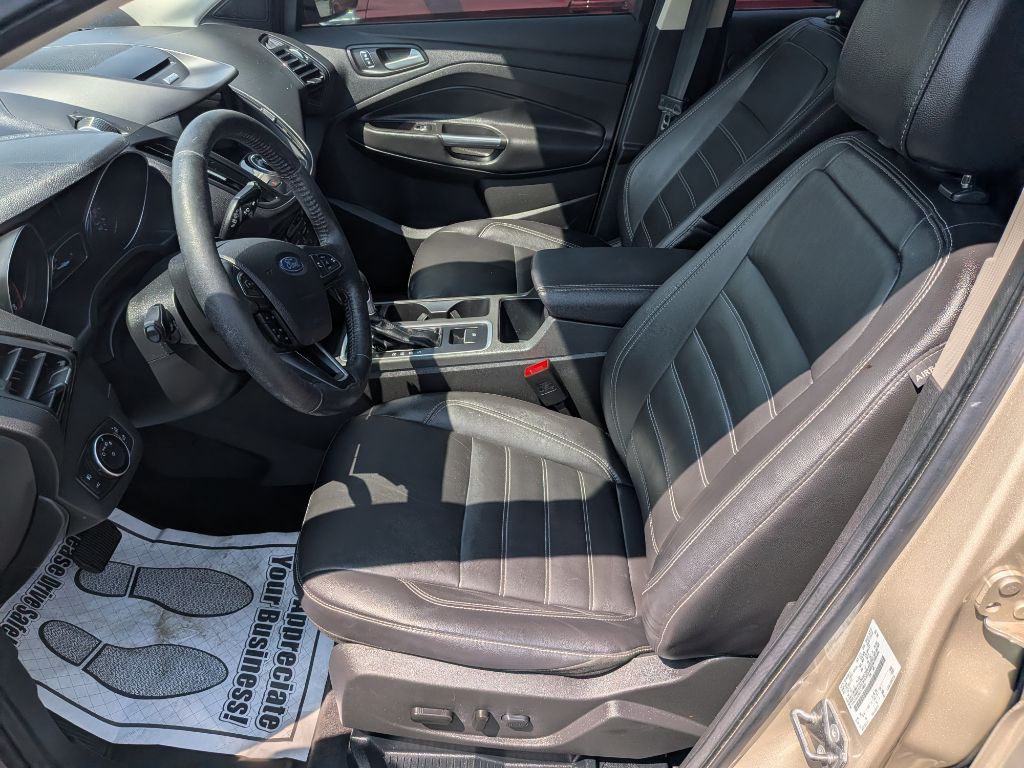 2017 Ford Escape Image 10