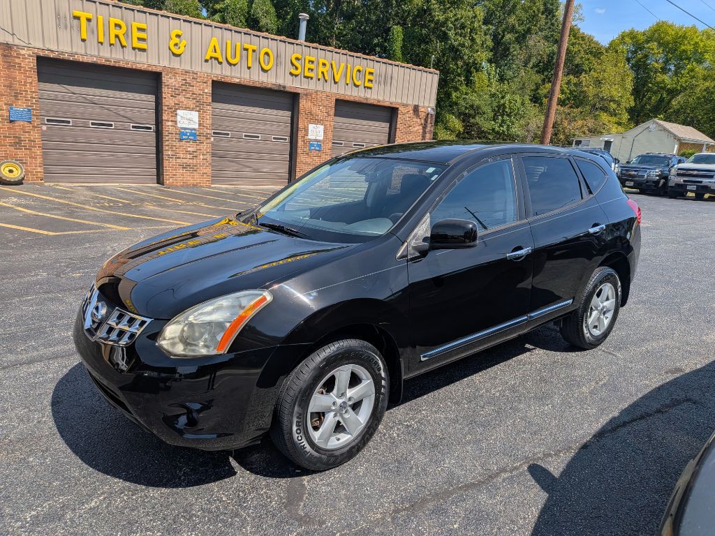 2013 Nissan Rogue Image 2