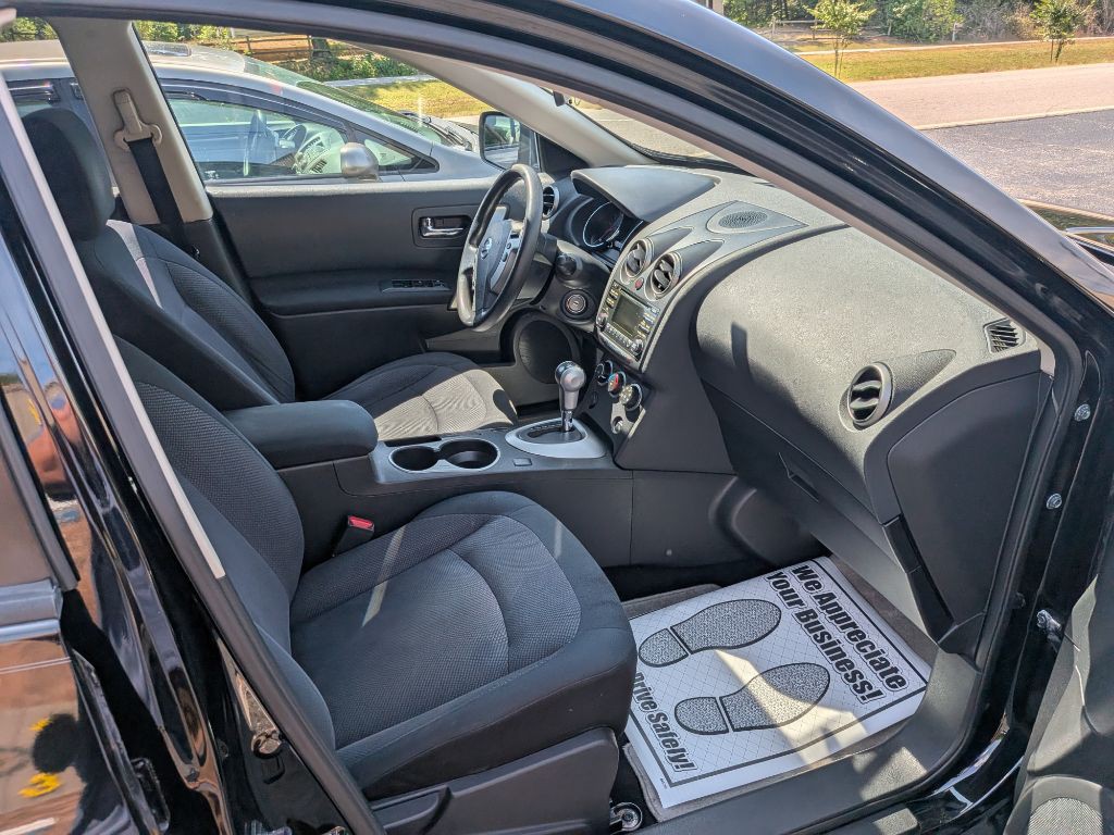 2013 Nissan Rogue Image 9