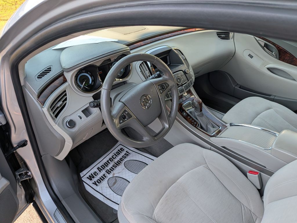 2012 Buick Lacrosse Image 8