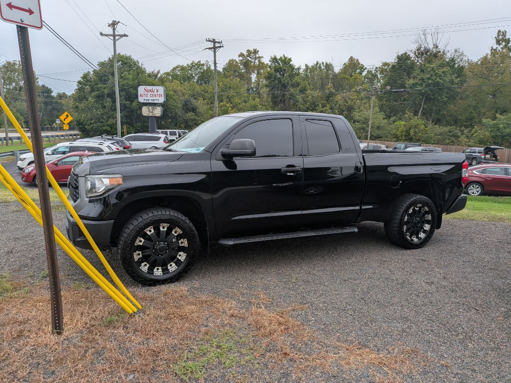2018 Toyota Tundra Image 1