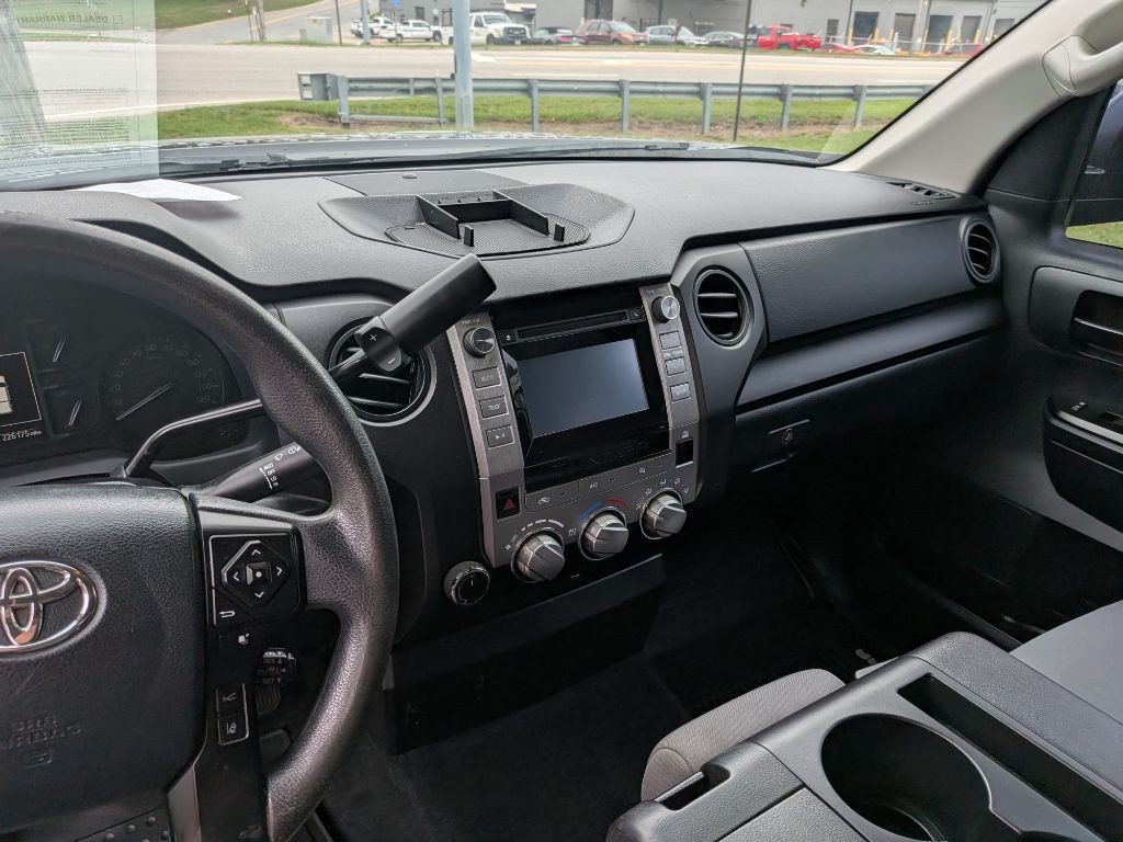 2018 Toyota Tundra Image 18