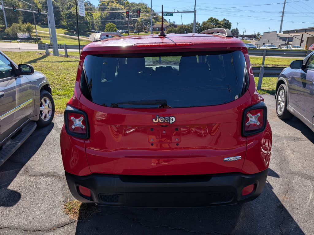 2015 Jeep Renegade Image 4
