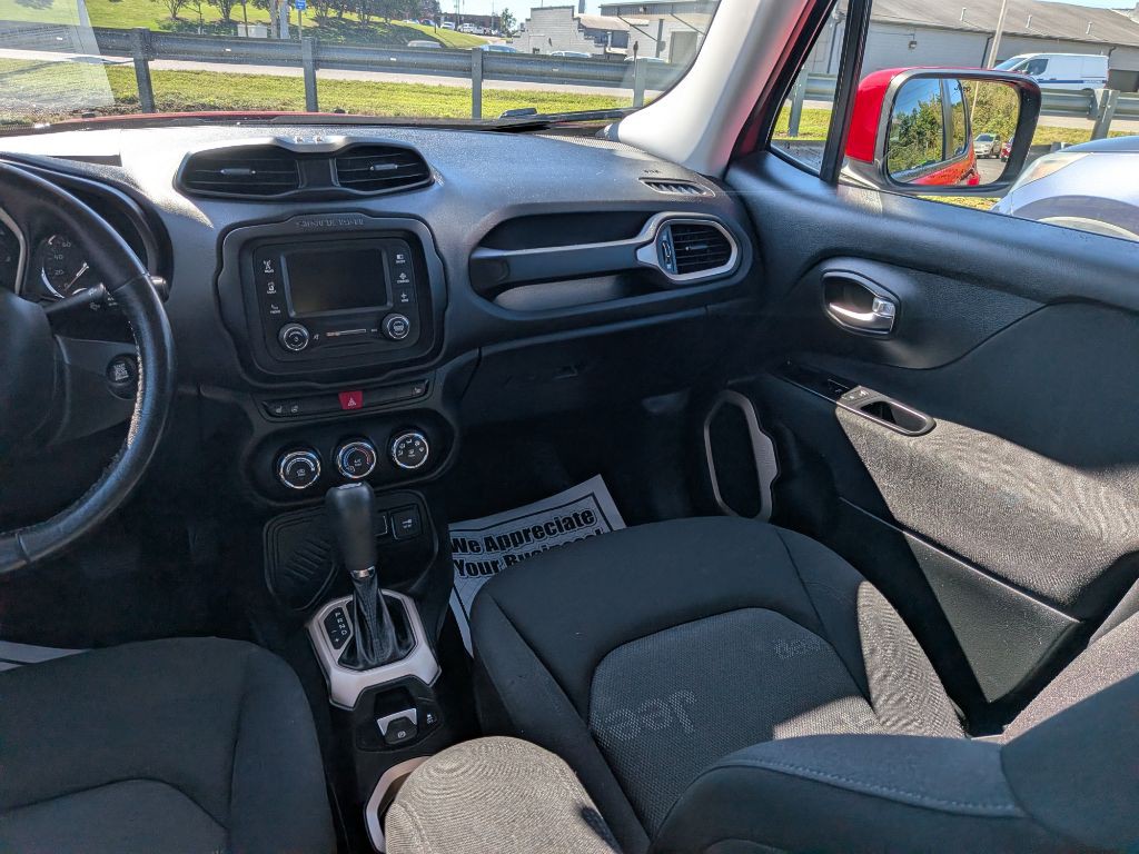 2015 Jeep Renegade Image 17