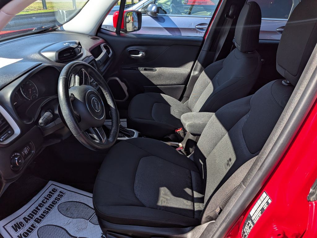 2015 Jeep Renegade Image 22