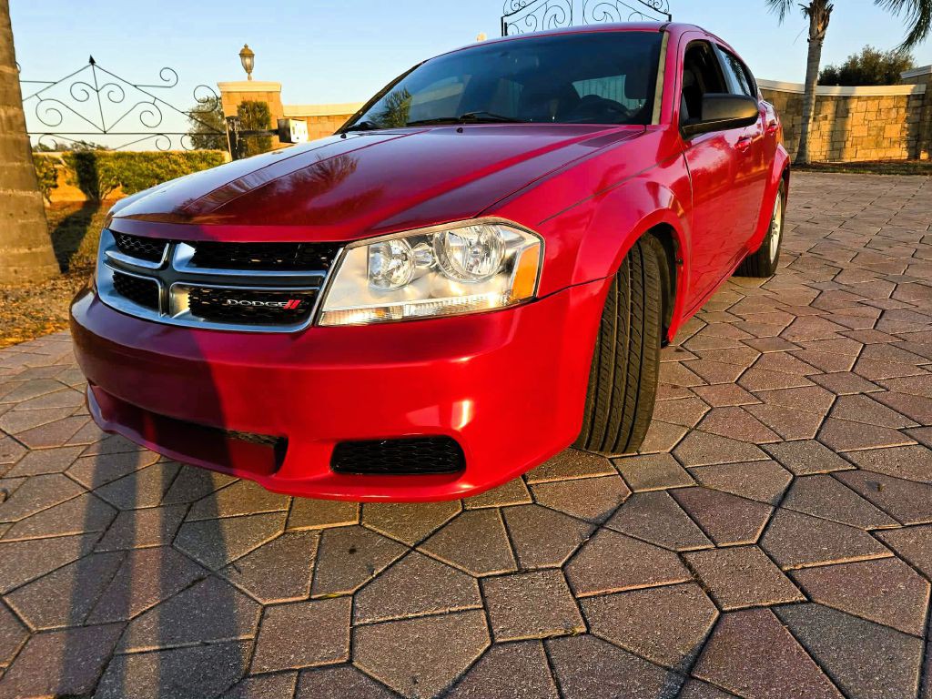 2014 Dodge Avenger Image 2