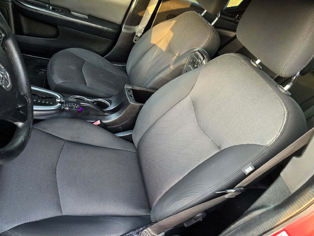 2014 Dodge Avenger Image 5