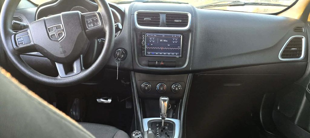 2014 Dodge Avenger Image 7