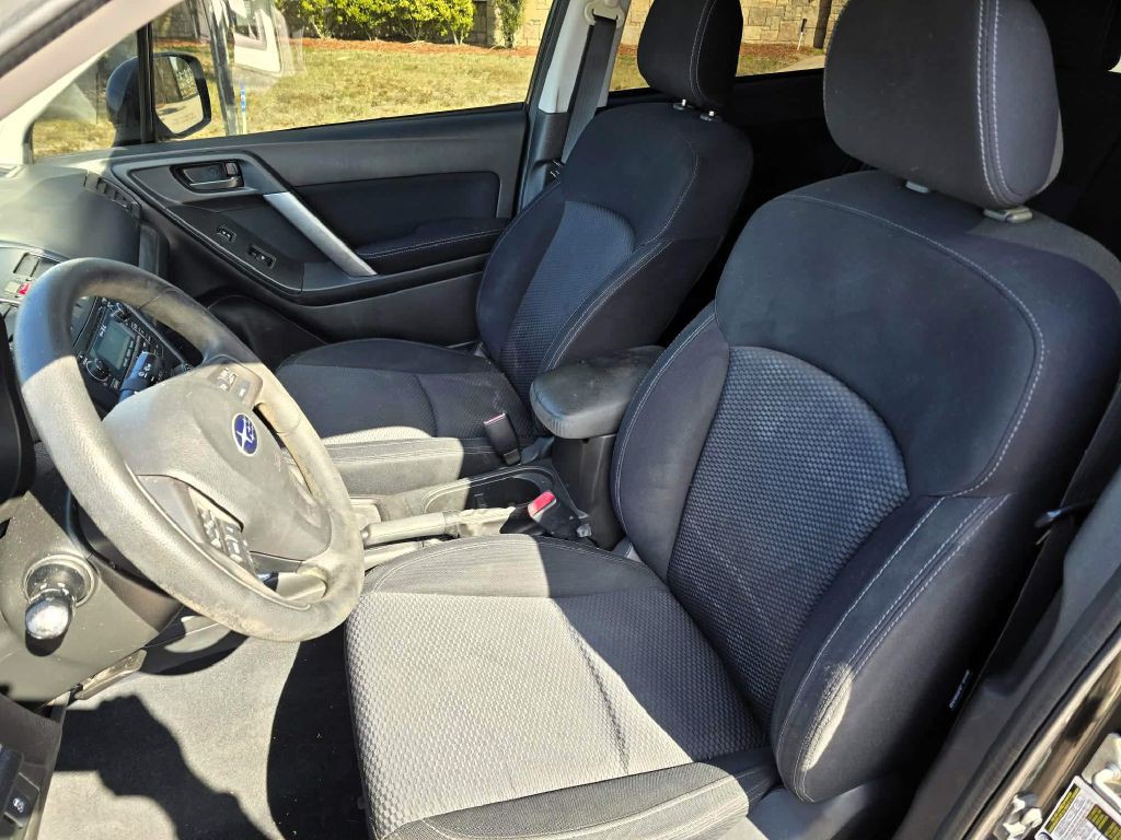 2014 Subaru Forester Image 7
