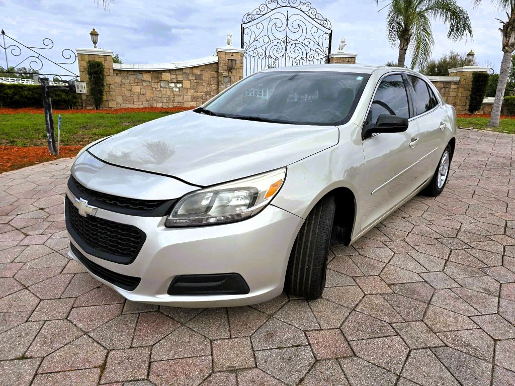 2014 Chevrolet Malibu Image 3