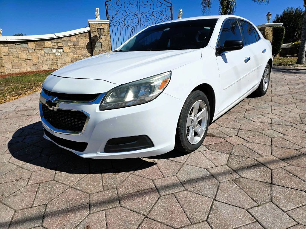 2015 Chevrolet Malibu Image 1