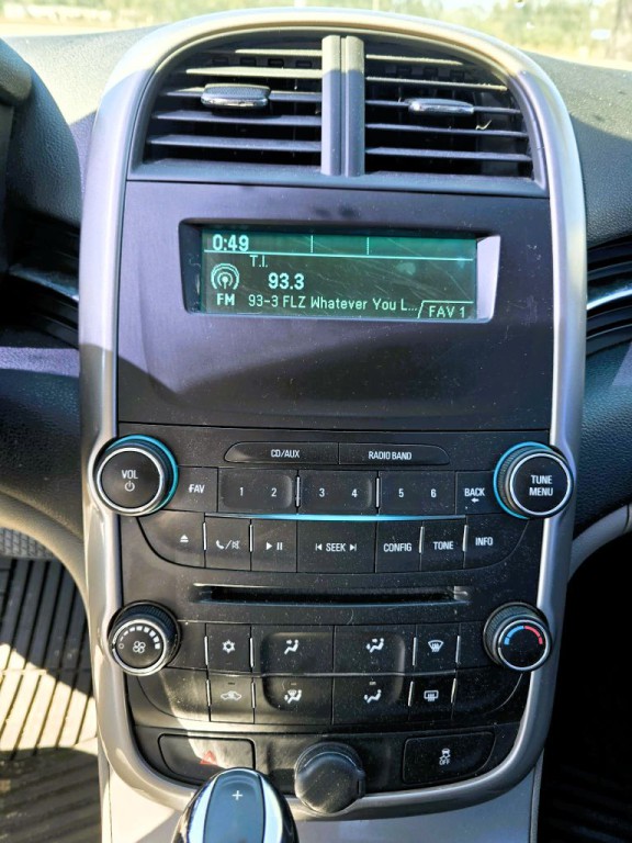 2015 Chevrolet Malibu Image 6