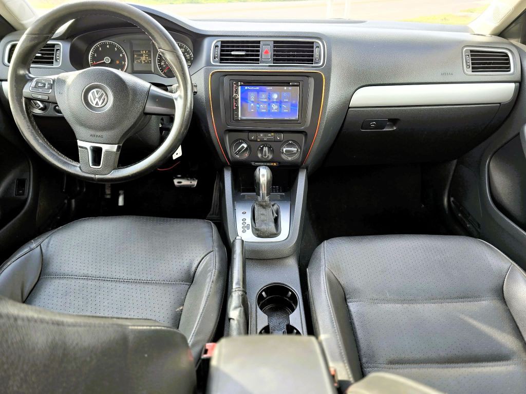 2014 Volkswagen Jetta Image 5