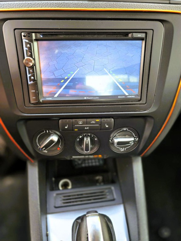 2014 Volkswagen Jetta Image 10