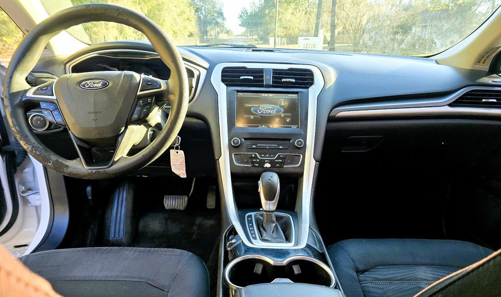 2016 Ford Fusion Image 5