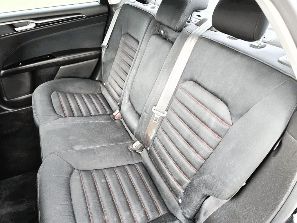 2014 Ford Fusion Image 9