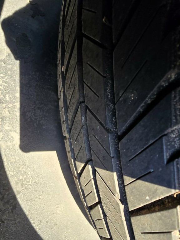 2010 Chevrolet Traverse Image 3