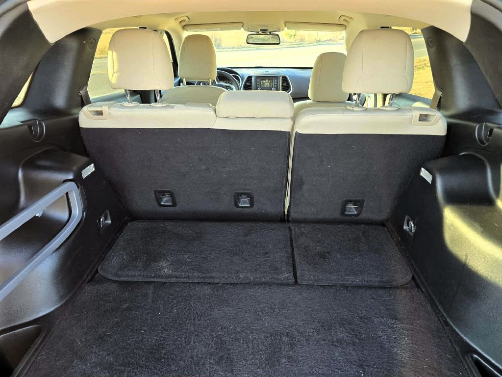 2016 Jeep Cherokee Image 12