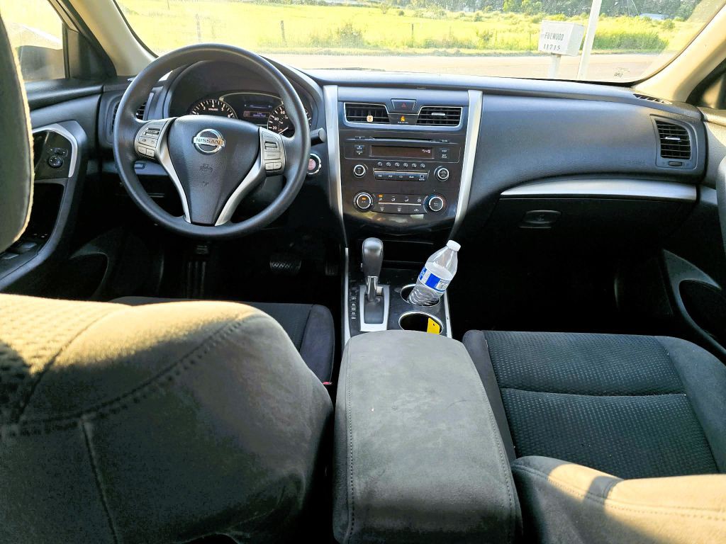 2014 Nissan Altima Image 4