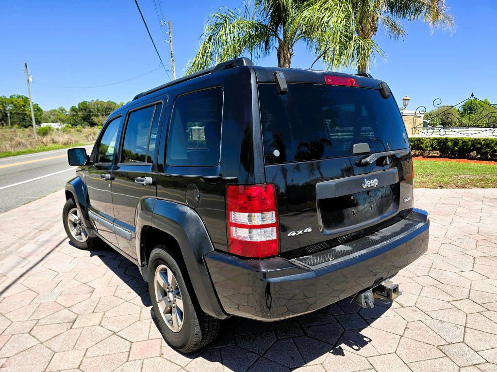 2008 Jeep Liberty Image 3