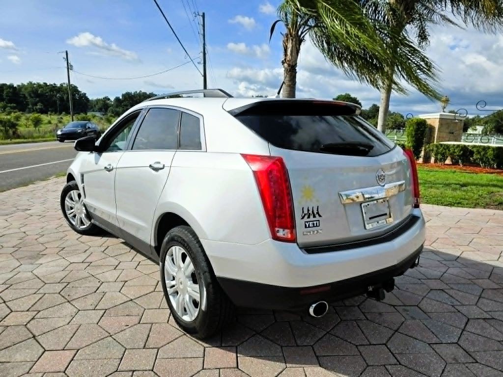 2011 Cadillac SRX Image 3