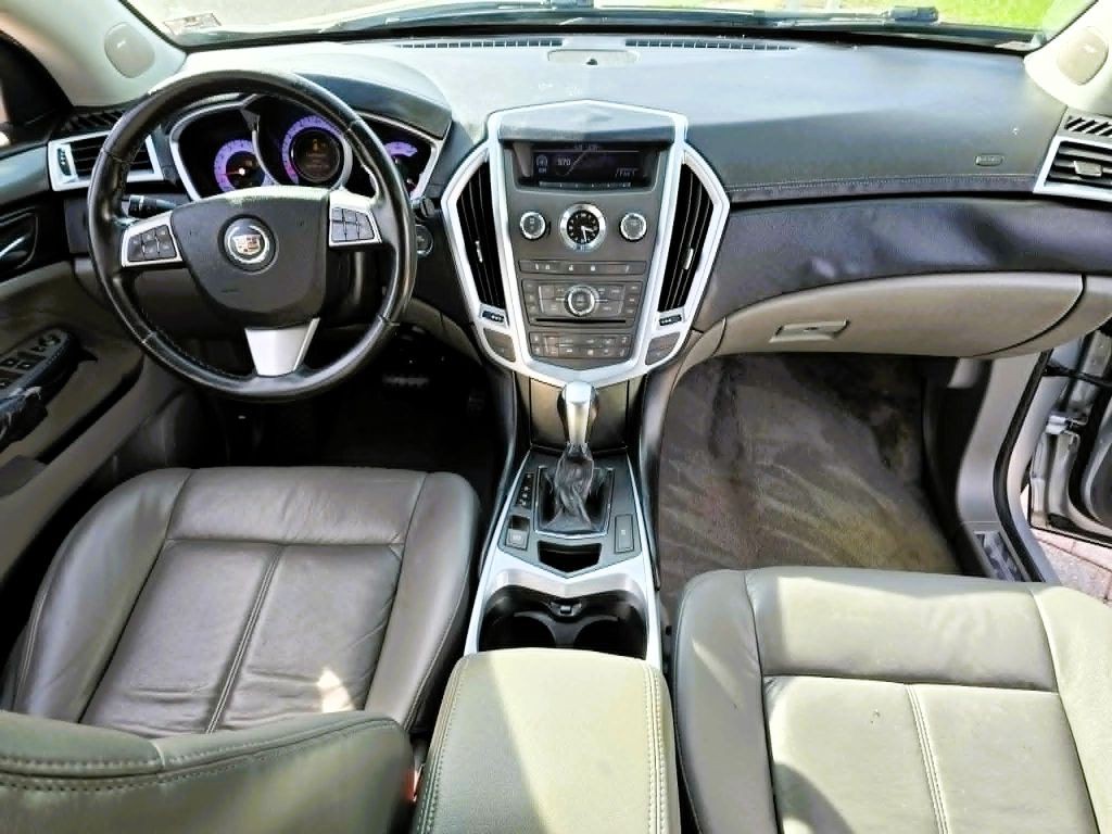 2011 Cadillac SRX Image 5