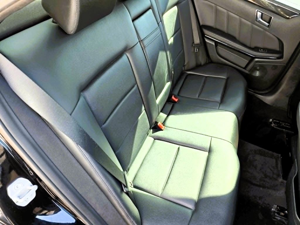2011 Mercedes-Benz E-Class Image 5