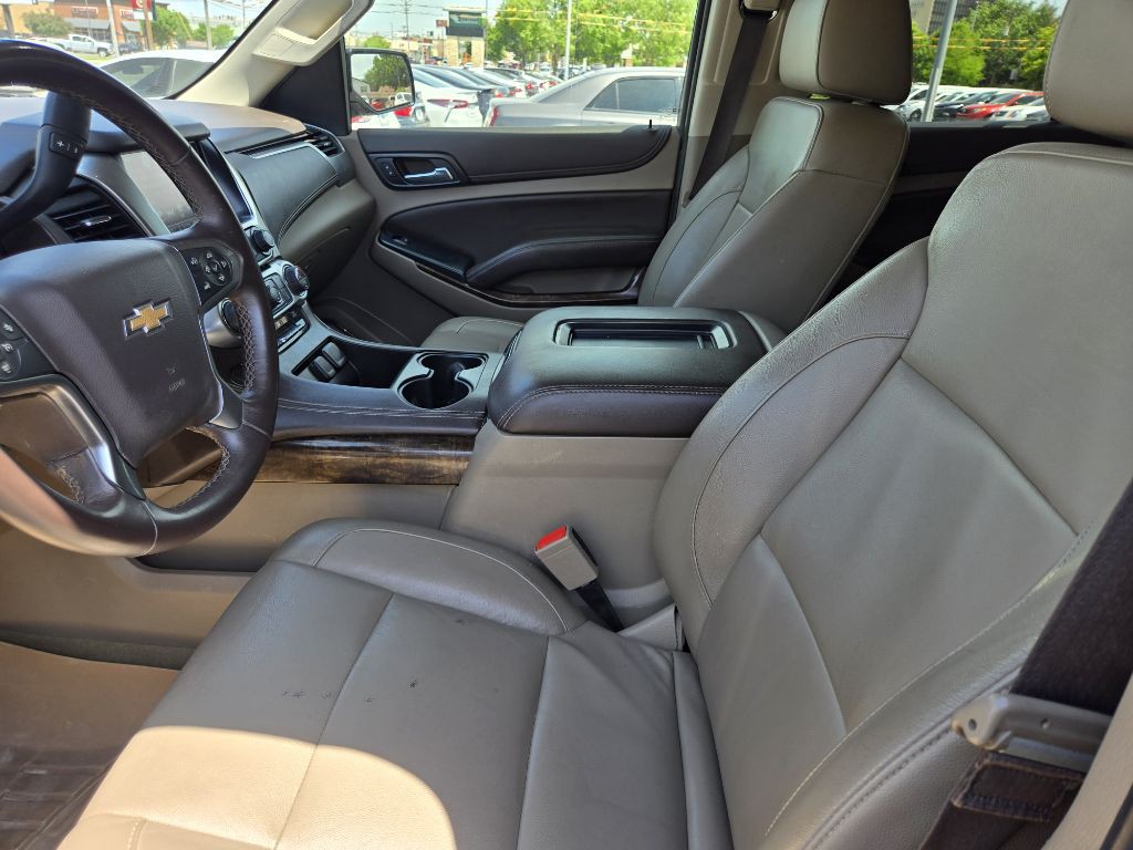 2017 Chevrolet Tahoe Image 6