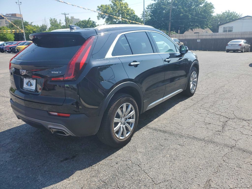 2023 Cadillac XT4 Image 7