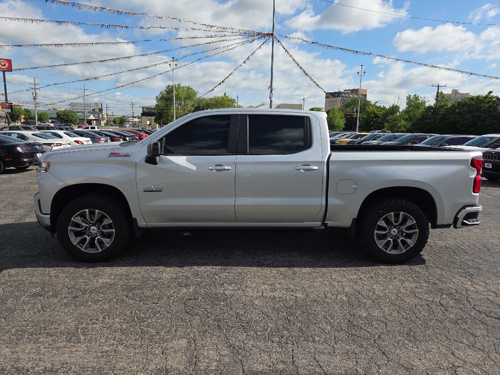2022 Chevrolet Silverado 1500 Image 2