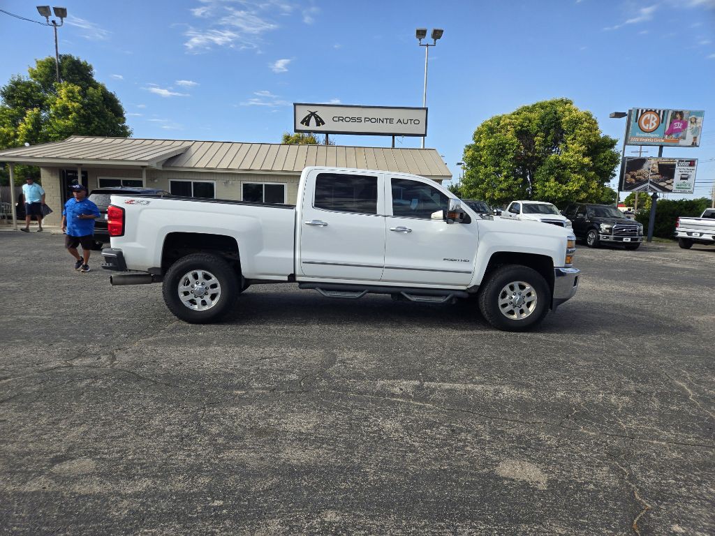 2015 Chevrolet Silverado 1500 Image 1