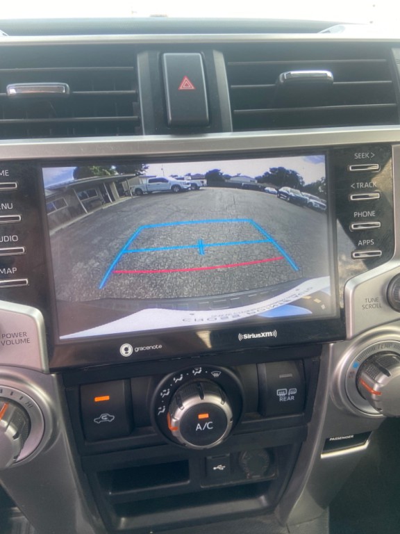 2021 Toyota 4Runner Image 14