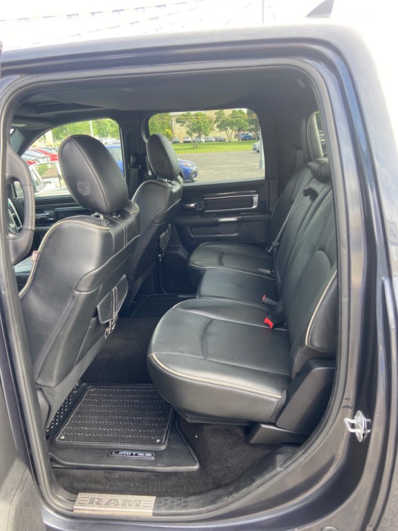 2016 RAM 1500 Image 9