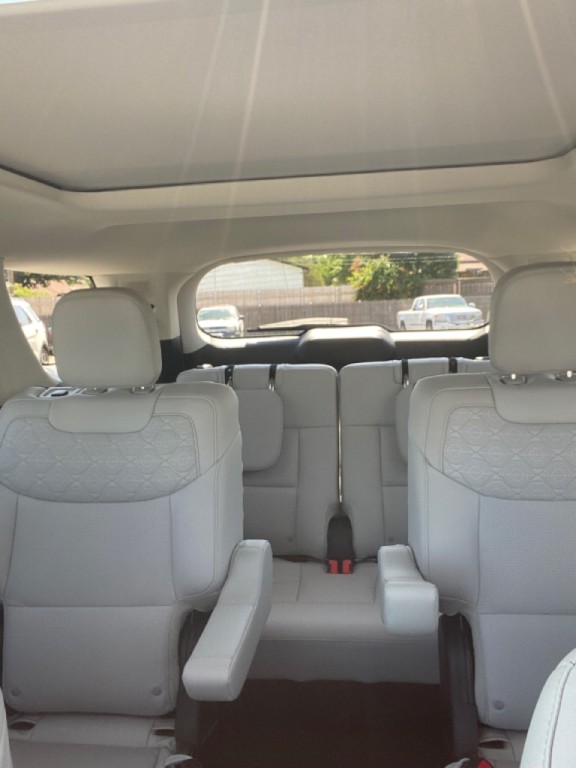 2025 Ford Explorer Image 16